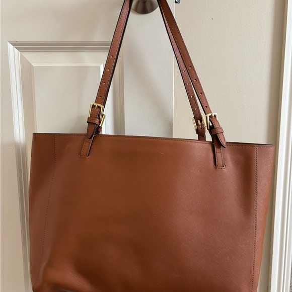 Tory Burch Brown Saffiano Leather Tote Bag 🤩 - Picture 3 of 10